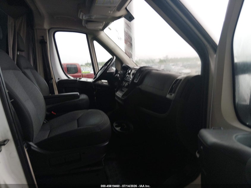 2017 Ram Promaster city VIN 3C6TRVCG1HE510439 IAAI salvage auction — NORMAL WEAR, Original (Texas), sold $2,675 on 2026-07-24 (photo 5)