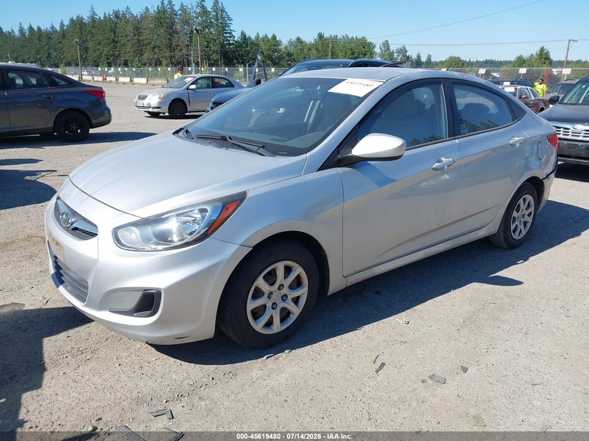2013 Hyundai Accent VIN KMHCT4AE9DU366930 IAAI salvage auction — REAR END, Salvage Title, sold $650 on 2026-08-01 (photo 2)