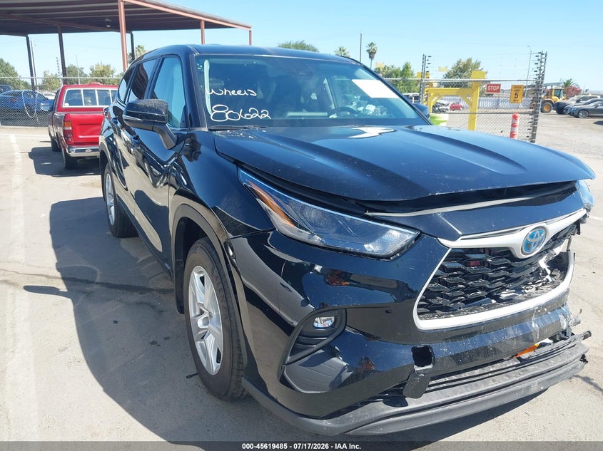2023 Toyota Highlander VIN 5TDBBRCH9PS587329 IAAI salvage auction — FRONT END, Clear (California), sold $9,600 on 2026-07-28 (photo 1)