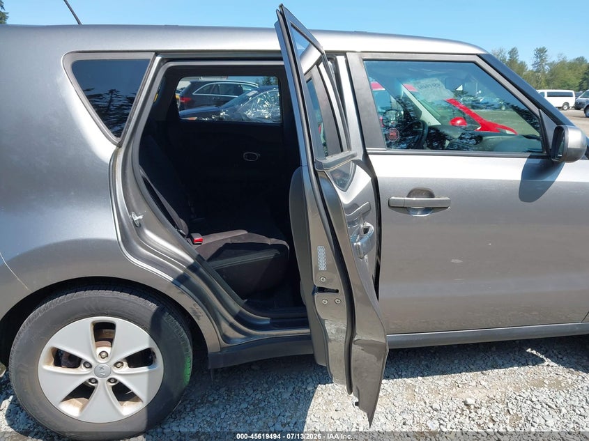 2016 Kia Soul VIN KNDJN2A27G7389576 IAAI salvage auction — LEFT SIDE, Salvage Title, sold $1,050 on 2026-07-30 (photo 8)
