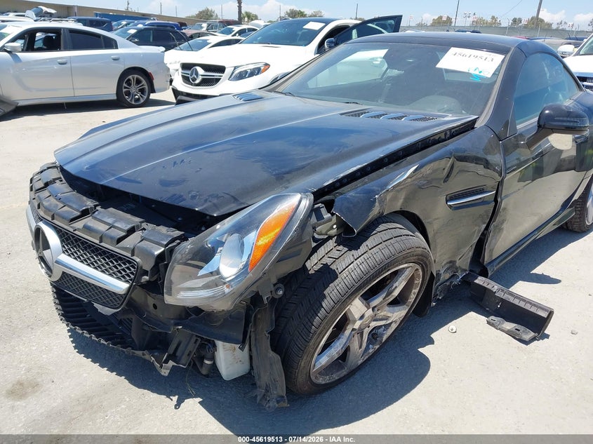 2016 Mercedes-benz Slk-klasse VIN WDDPK3JA2GF124737 IAAI salvage auction — LEFT FRONT, Salvage (California), sold $2,000 on 2026-08-05 (photo 6)