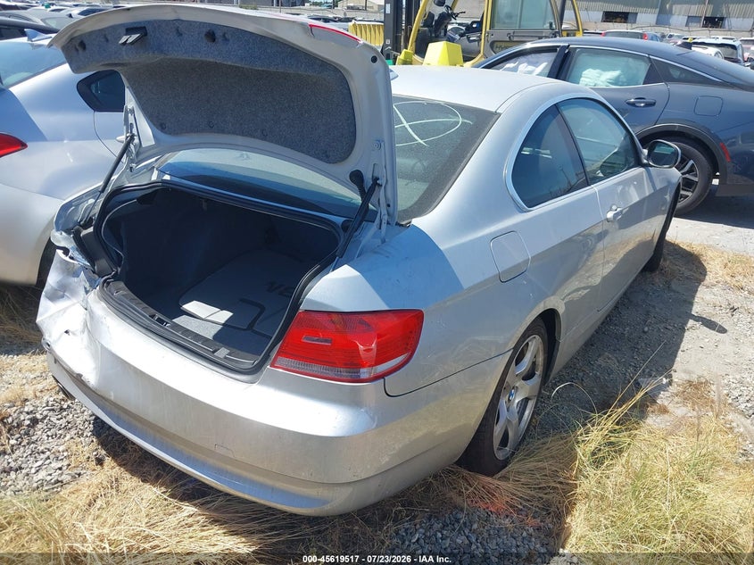 2010 BMW 3 series VIN WBAWV1C55AP123727 IAAI salvage auction — REAR END, Salvage Certificate (California), sold $650 on 2026-07-29 (photo 4)