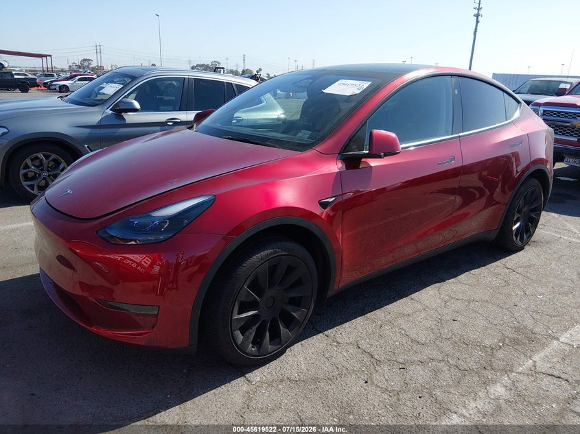 2024 Tesla Model y VIN 7SAYGDED8RF100897 IAAI salvage auction — Burn Interior, Salvage (California), sold $6,900 on 2026-07-30 (photo 2)