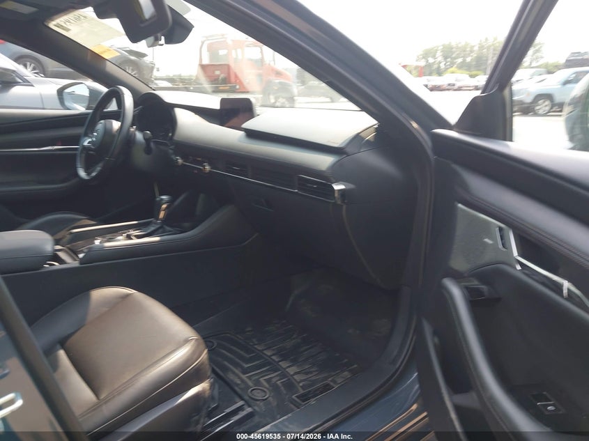 2021 Mazda 3 VIN JM1BPBML0M1402962 IAAI salvage auction — HAIL, Salvage Title, sold $7,200 on 2026-07-28 (photo 5)