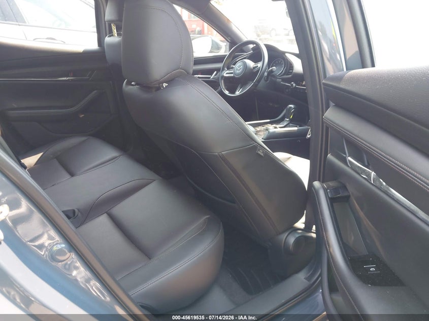 2021 Mazda 3 VIN JM1BPBML0M1402962 IAAI salvage auction — HAIL, Salvage Title, sold $7,200 on 2026-07-28 (photo 8)