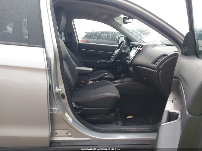 2026 Mitsubishi Outlander sport VIN JA4ARUAUXTU004759 IAAI salvage auction — FRONT END, Enterprise Vehicles Clear Only (Oklahoma), sold $4,950 on 2026-07-16 (photo 5)