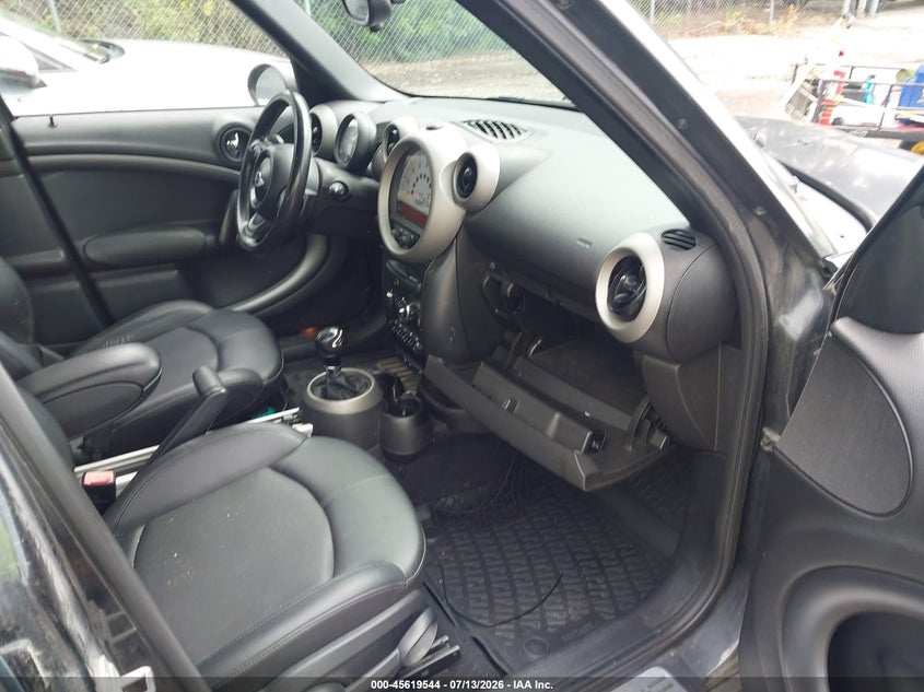 2012 Mini VIN WMWZC3C59CWP20127 IAAI salvage auction — NORMAL WEAR, Clear (Florida), sold $700 on 2026-07-29 (photo 5)