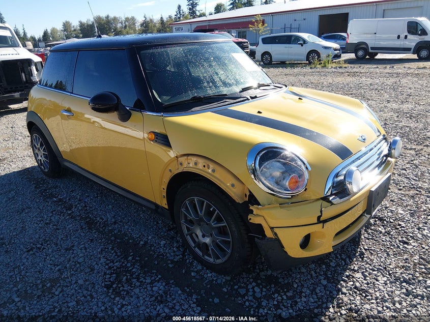 2008 Mini Hardtop VIN WMWMF33558TT61787 IAAI salvage auction — FRONT END, Salvage (Texas), sold $775 on 2026-08-05 (photo 1)