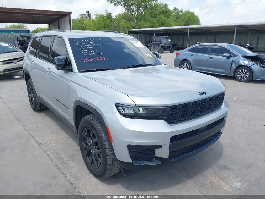 2024 Jeep Grand cherokee VIN 1C4RJJAG3R8520200 — IAAI salvage auction photo