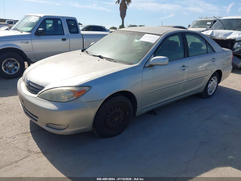 2002 Toyota Camry VIN JTDBE32KX20046304 IAAI salvage auction — NORMAL WEAR, Clear - Dealer Only (California), sold $25 on 2026-07-22 (photo 2)