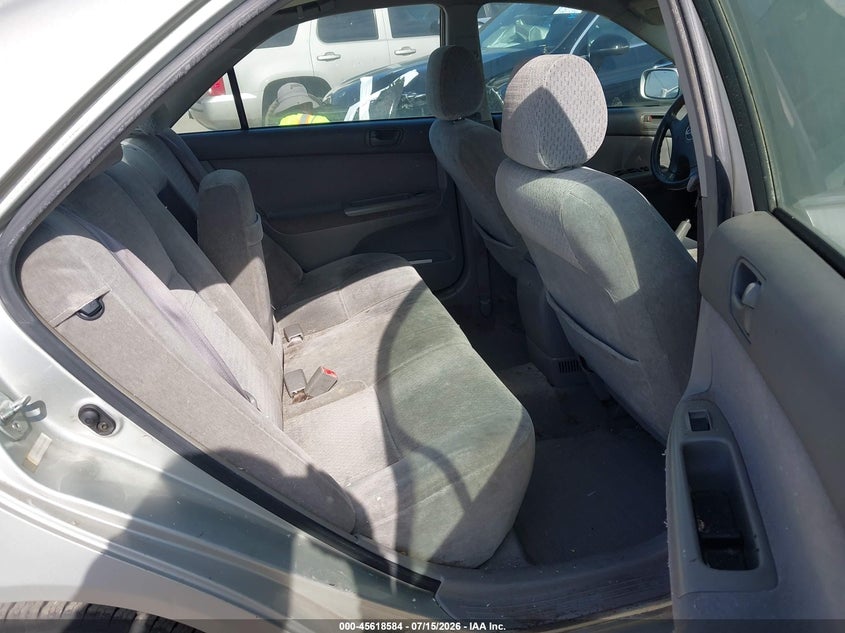 2002 Toyota Camry VIN JTDBE32KX20046304 IAAI salvage auction — NORMAL WEAR, Clear - Dealer Only (California), sold $25 on 2026-07-22 (photo 8)