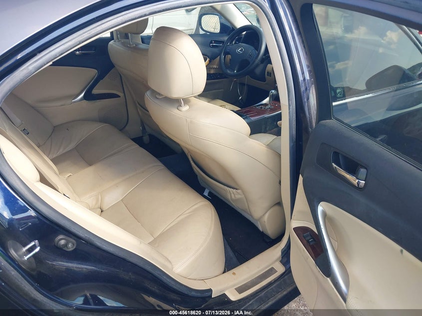 2008 Lexus Is 350 VIN JTHBE262382014696 IAAI salvage auction — NORMAL WEAR, Clear - Public Restricted (Oklahoma), sold $575 on 2026-07-28 (photo 8)
