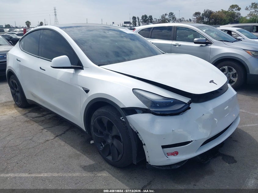 2023 Tesla Model y VIN 7SAYGDEE5PA185278 IAAI salvage auction — NORMAL WEAR, Salvage (California), sold $325 on 2026-07-30 (photo 1)