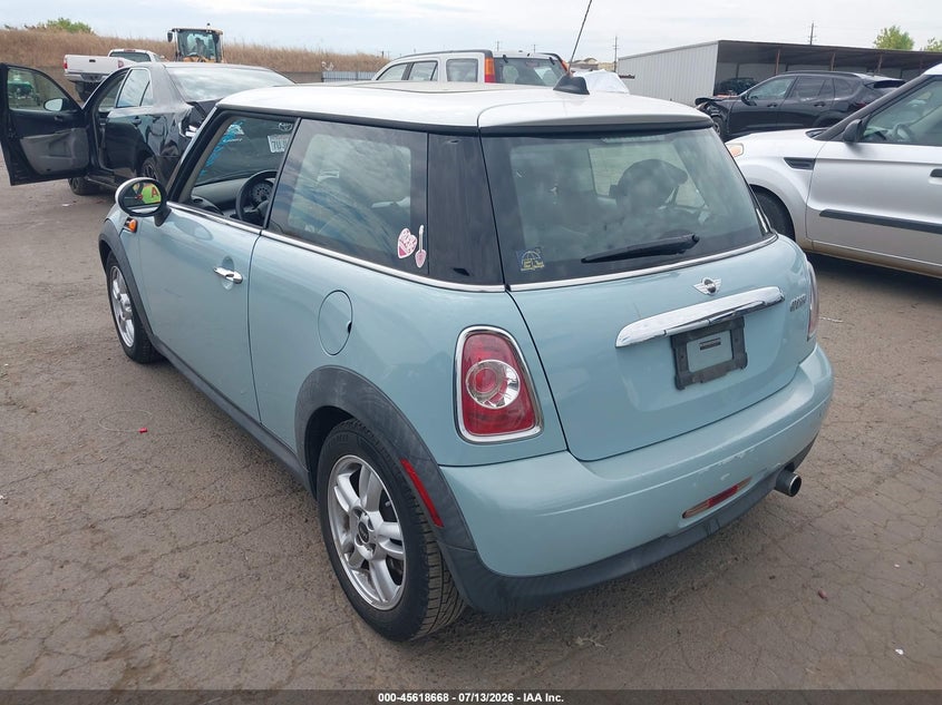 2013 Mini Hard top VIN WMWSU3C5XDT688788 IAAI salvage auction — NORMAL WEAR, Clear - Dealer Only (California), sold $550 on 2026-07-22 (photo 3)