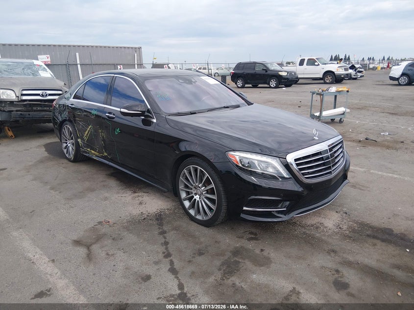 2015 Mercedes-benz S-klasse VIN WDDUG8CB9FA144275 IAAI salvage auction — SIDE, Salvage Title, sold $8,050 on 2026-08-05 (photo 1)