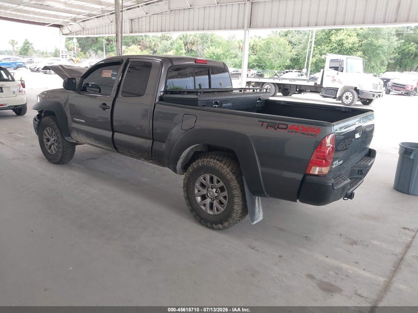 2015 Toyota Tacoma VIN 5TFUX4EN7FX036888 IAAI salvage auction — FRONT END, Rebuildable (Florida), sold $5,200 on 2026-07-26 (photo 3)