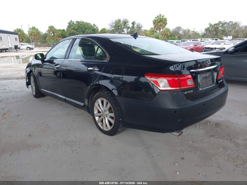 2010 Lexus Es 350 VIN JTHBK1EG5A2393464 IAAI salvage auction — NORMAL WEAR, Clear (Florida), sold $725 on 2026-07-28 (photo 3)