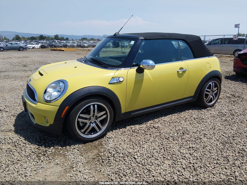 2009 Mini Cooper VIN WMWMS33579TY50155 IAAI salvage auction — NORMAL WEAR, Clear - Public Restricted (Oregon), sold $800 on 2026-07-20 (photo 2)
