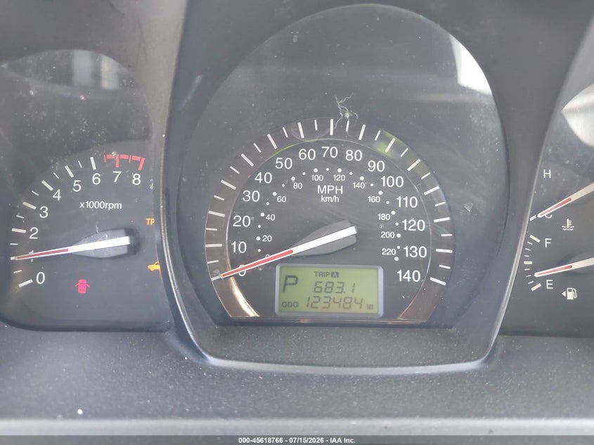2008 Kia Spectra VIN KNAFE122485526000 IAAI salvage auction — SIDE, Salvage (California), sold $700 on 2026-07-28 (photo 7)