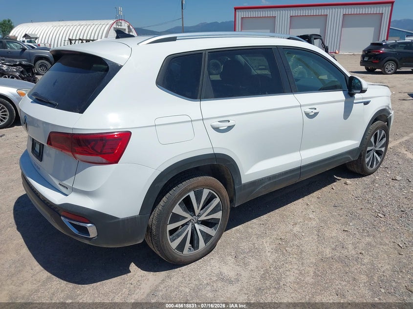 2022 Volkswagen Taos VIN 3VVLX7B24NM070686 IAAI salvage auction — FRONT END, Salvage Title, sold $6,000 on 2026-08-02 (photo 4)