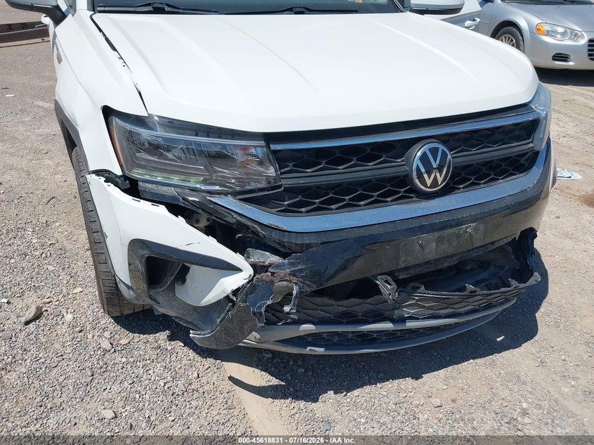 2022 Volkswagen Taos VIN 3VVLX7B24NM070686 IAAI salvage auction — FRONT END, Salvage Title, sold $6,000 on 2026-08-02 (photo 6)