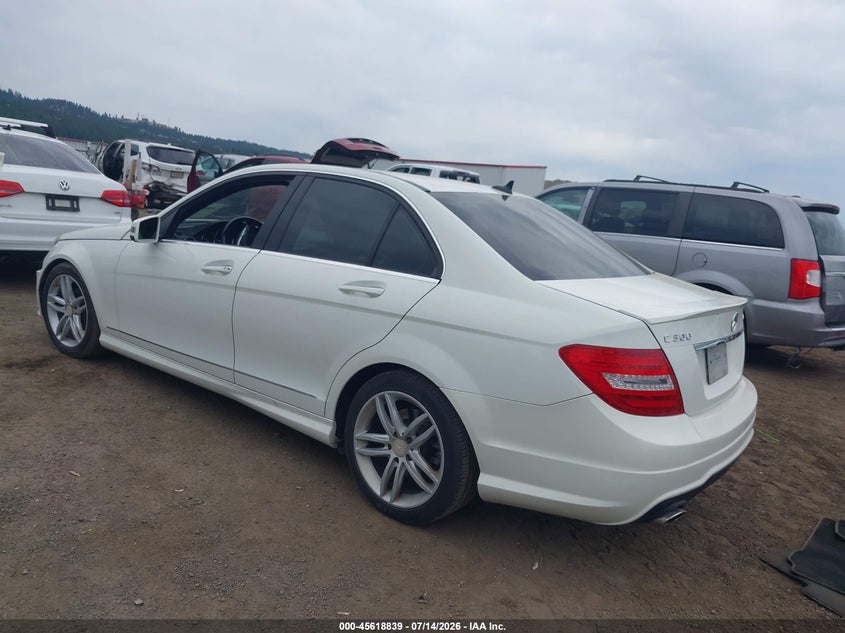 2012 Mercedes-benz C-klasse VIN WDDGF8BB7CR237665 IAAI salvage auction — FRONT END, Salvage Title, sold $1,300 on 2026-08-18 (photo 3)