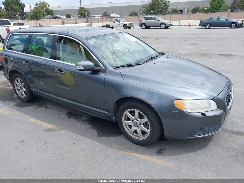 2008 Volvo V70 VIN YV1BW982X81052592 IAAI salvage auction — NORMAL WEAR, Clear - Dealer Only (California), sold $350 on 2026-07-20 (photo 1)