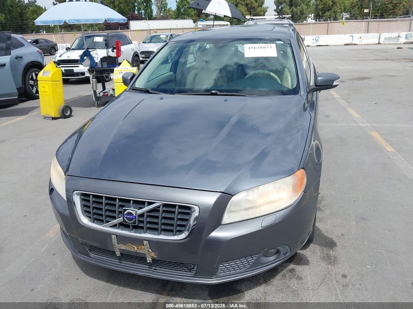 2008 Volvo V70 VIN YV1BW982X81052592 IAAI salvage auction — NORMAL WEAR, Clear - Dealer Only (California), sold $350 on 2026-07-20 (photo 6)