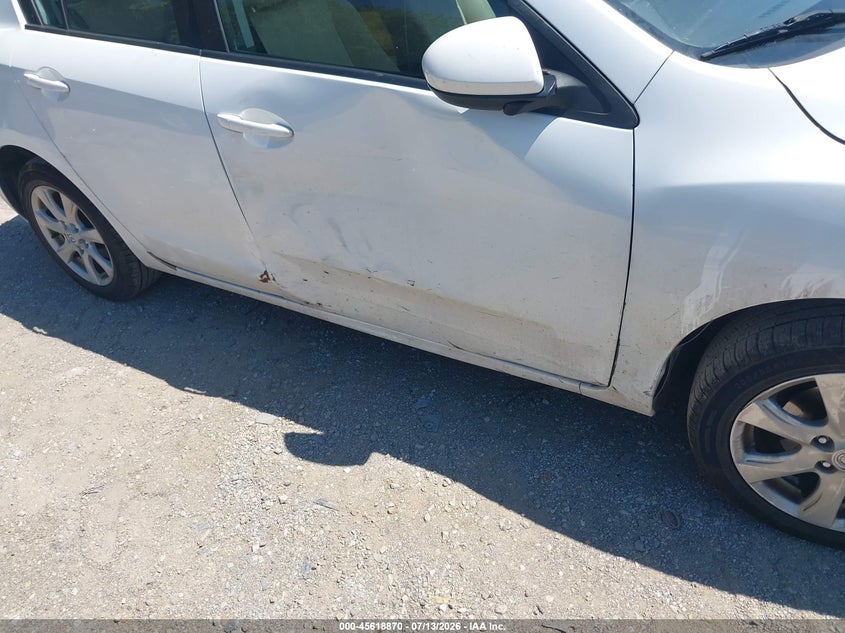 2010 Mazda 3 VIN JM1BL1SF9A1298258 IAAI salvage auction — NORMAL WEAR, Clear (Indiana), sold $300 on 2026-07-29 (photo 6)