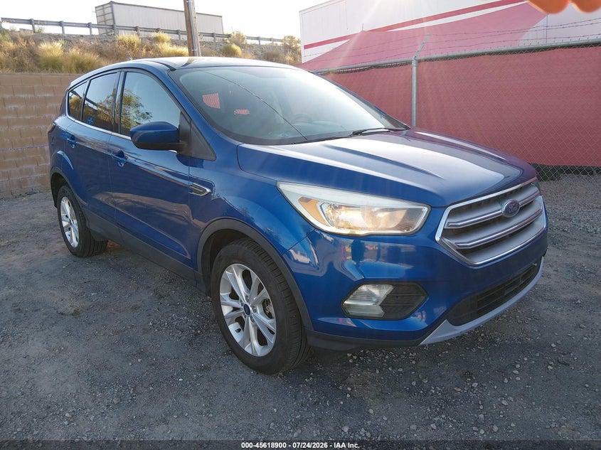 2017 Ford Escape VIN 1FMCU9GD9HUE50230 — IAAI salvage auction photo