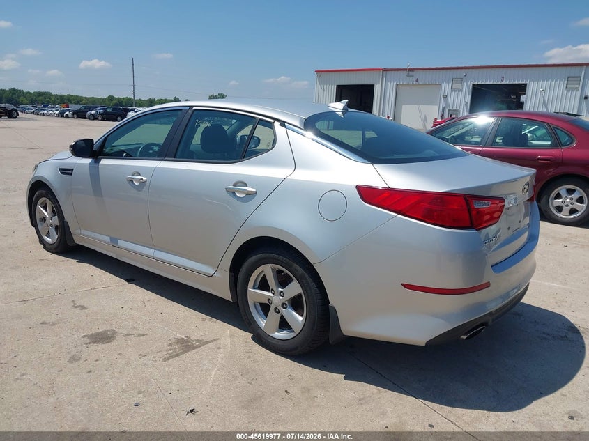2015 Kia Optima VIN 5XXGM4A78FG398720 IAAI salvage auction — NORMAL WEAR, Clear (Missouri), sold $125 on 2026-07-21 (photo 3)