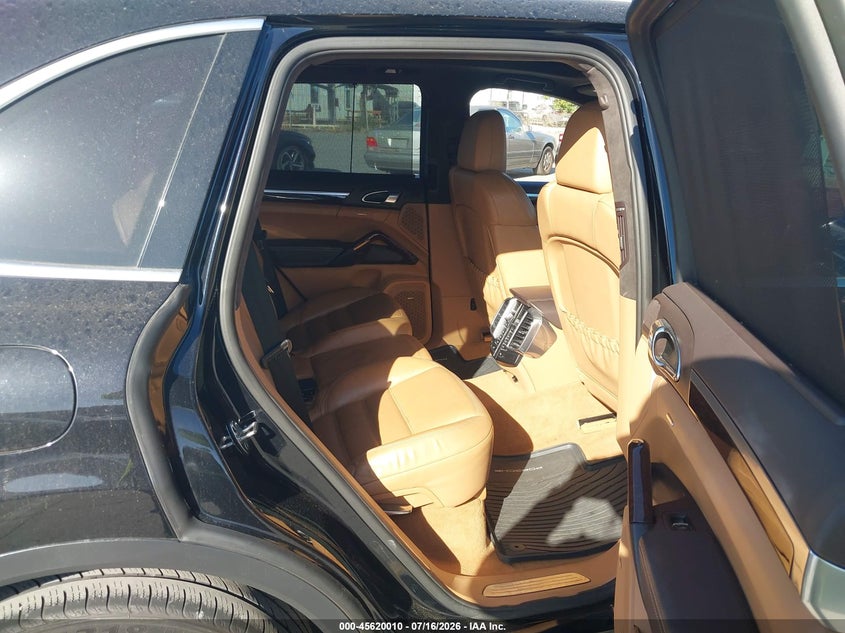 2012 Porsche Cayenne VIN WP1AC2A27CLA82656 IAAI salvage auction — FRONT END, Salvage (California), sold $3,800 on 2026-08-17 (photo 8)