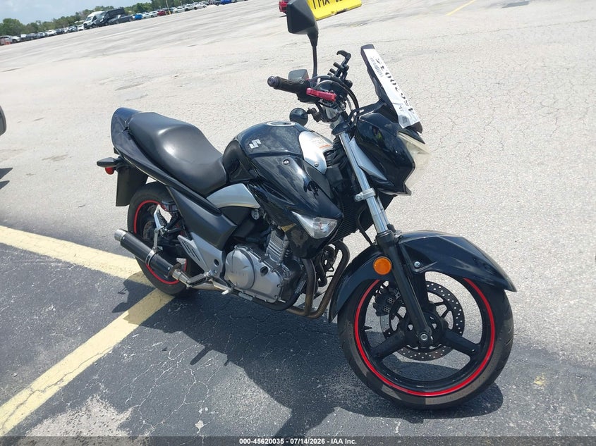 2013 Suzuki Gw VIN LC6GJ55F8D1100137 IAAI salvage auction — NORMAL WEAR, Salvage Title, sold $350 on 2026-07-30 (photo 1)
