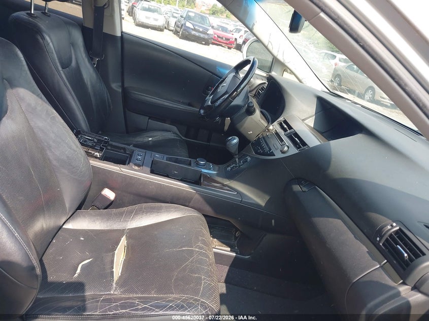 2013 Lexus Rx 350 VIN JTJBK1BA7D2458849 IAAI salvage auction — NORMAL WEAR, Clear (Pennsylvania), sold $2,550 on 2026-07-31 (photo 5)