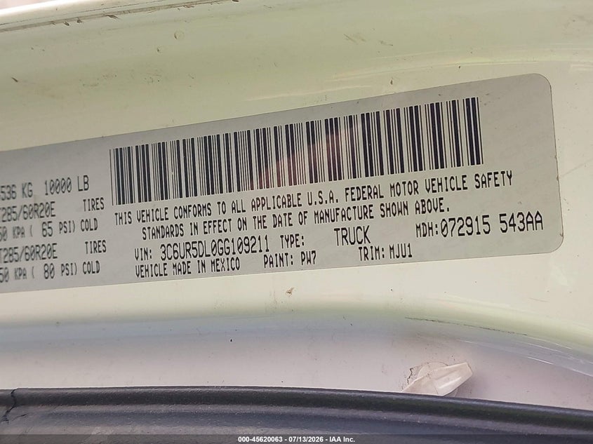 2016 Ram 2500 VIN 3C6UR5DL0GG109211 IAAI salvage auction — SIDE, Salvage Title, sold $7,600 on 2026-07-25 (photo 9)
