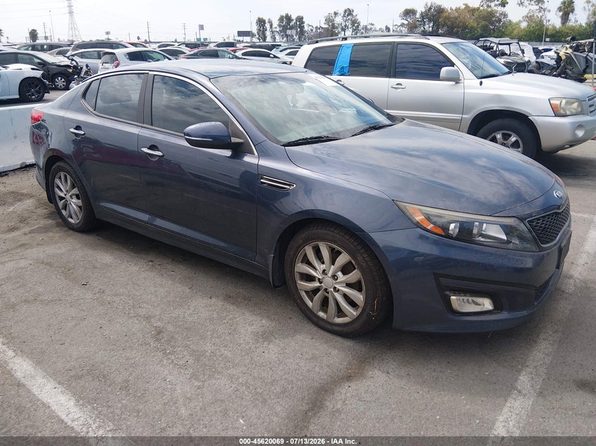 2015 Kia Optima VIN 5XXGN4A72FG477944 IAAI salvage auction — NORMAL WEAR, Clear - Dealer Only (California), sold $1,575 on 2026-07-16 (photo 1)