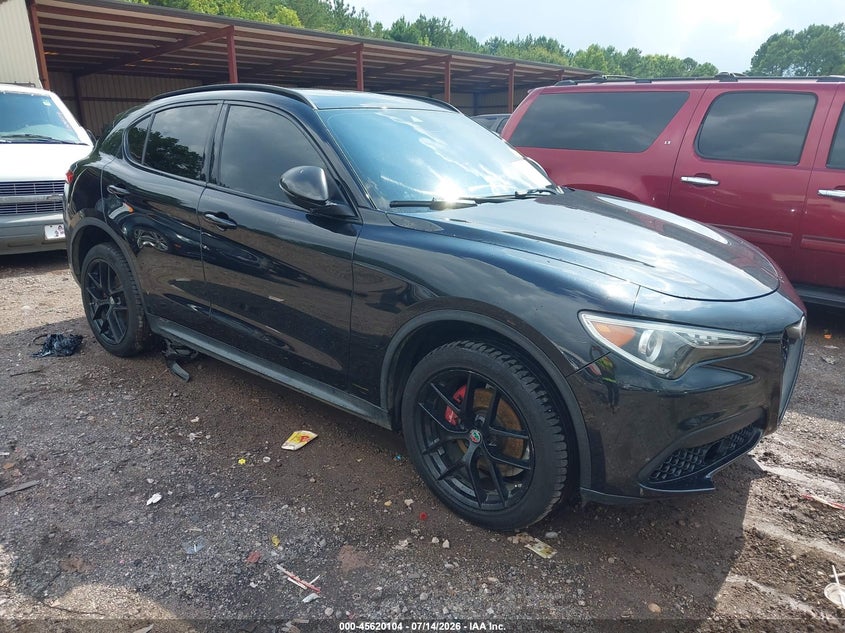 2019 Alfa romeo Stelvio VIN ZASPAJANXK7C50732 IAAI salvage auction — NORMAL WEAR, Clear (Alabama), sold $2,900 on 2026-08-05 (photo 1)