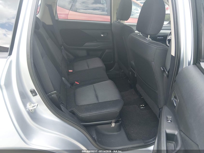 2017 Mitsubishi Outlander VIN JA4AD3A39HZ008408 IAAI salvage auction — NORMAL WEAR, Original (Texas), sold $2,650 on 2026-08-03 (photo 8)