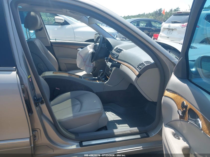 2008 Mercedes-benz E-klasse VIN WDBUF87X48B249045 IAAI salvage auction — FRONT END, Clear (Massachusetts), sold $575 on 2026-08-14 (photo 5)