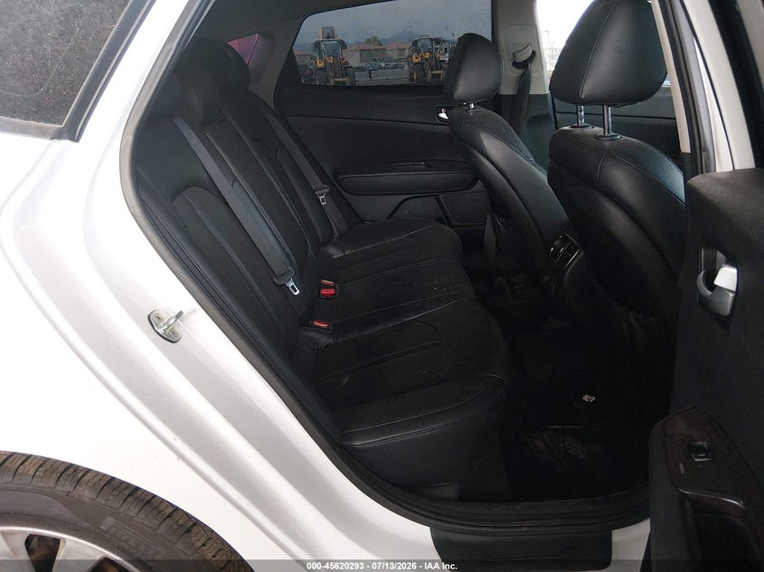 2016 Kia Optima VIN 5XXGU4L36GG121205 IAAI salvage auction — NORMAL WEAR, Restored (Arizona), sold $1,050 on 2026-07-28 (photo 8)