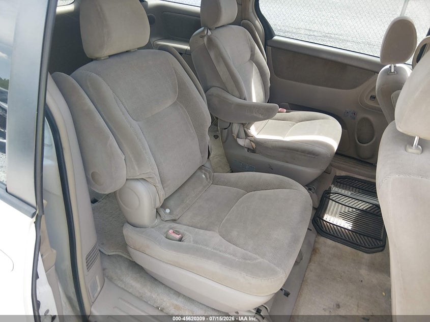 2007 Toyota Sienna VIN 5TDZK22C37S018410 IAAI salvage auction — NORMAL WEAR, Clear (Alabama), sold $550 on 2026-07-30 (photo 8)