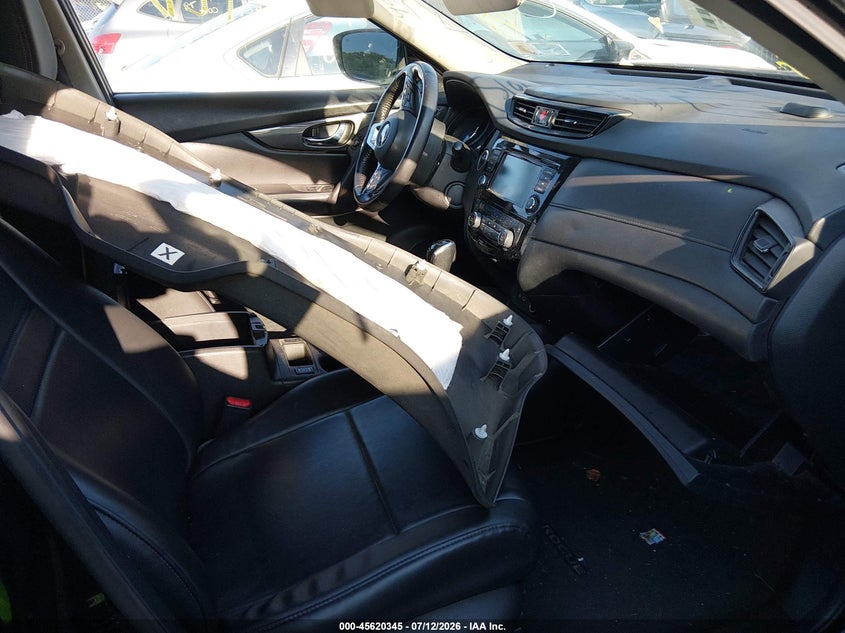 2018 Nissan Rogue VIN JN8AT2MV4JW304674 IAAI salvage auction — FRONT END, Salvage Title, sold $125 on 2026-07-28 (photo 5)