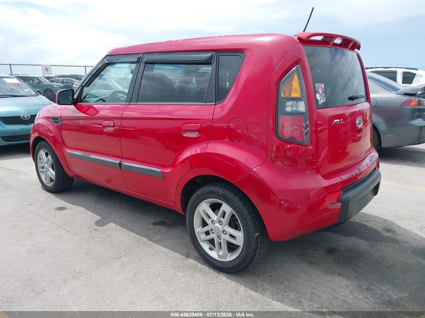 2010 Kia Soul VIN KNDJT2A2XA7095618 IAAI salvage auction — NORMAL WEAR, Clear (Texas), sold $800 on 2026-07-30 (photo 3)