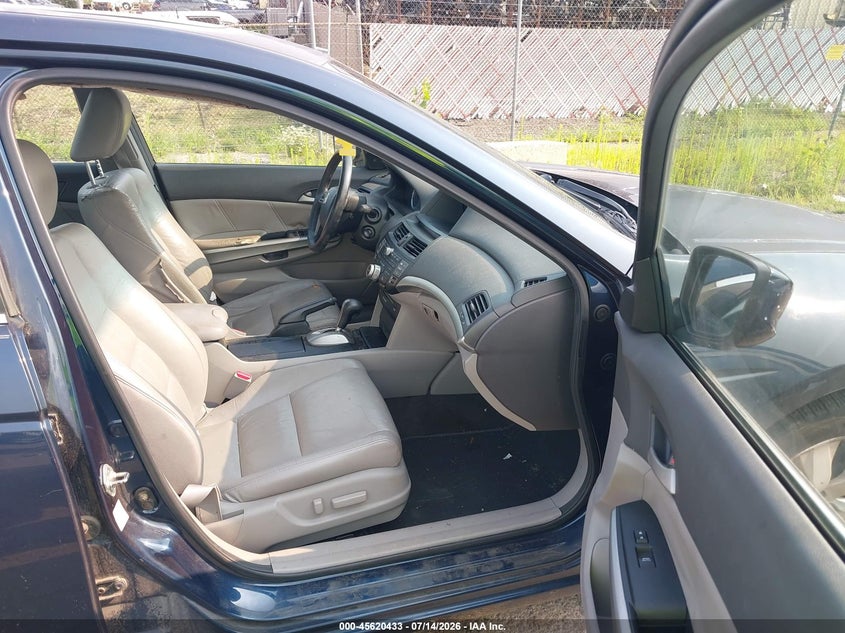 2010 Honda Accord VIN 5KBCP3F81AB010144 IAAI salvage auction — NORMAL WEAR, Clear (Michigan), sold $300 on 2026-07-18 (photo 5)