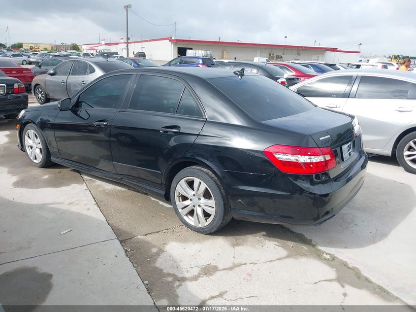 2011 Mercedes-benz E-class VIN WDDHF8HB1BA377638 IAAI salvage auction — NORMAL WEAR, Original (Texas), sold $25 on 2026-07-27 (photo 3)