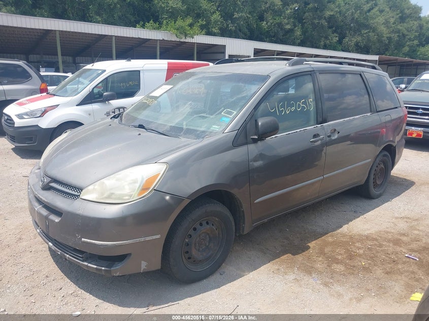 2004 Toyota Sienna VIN 5TDZA23C34S183550 IAAI salvage auction — NORMAL WEAR, Clear (Missouri), sold $25 on 2026-07-29 (photo 2)