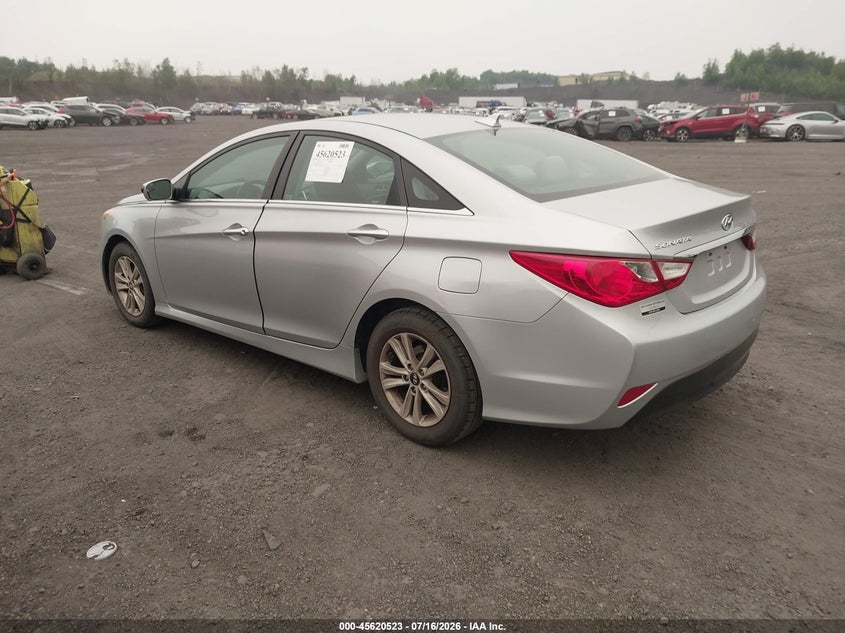 2014 Hyundai Sonata VIN 5NPEB4ACXEH868758 IAAI salvage auction — NORMAL WEAR, Clear (Pennsylvania), sold $375 on 2026-07-28 (photo 3)