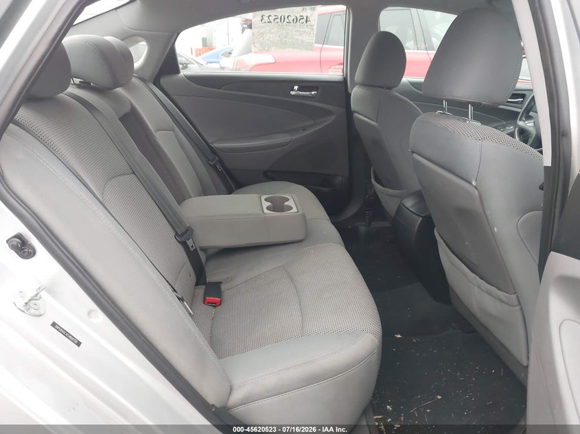 2014 Hyundai Sonata VIN 5NPEB4ACXEH868758 IAAI salvage auction — NORMAL WEAR, Clear (Pennsylvania), sold $375 on 2026-07-28 (photo 8)