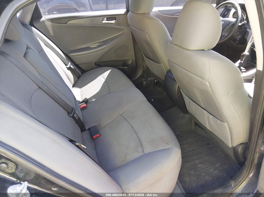 2013 Hyundai Sonata VIN 5NPEB4AC7DH547405 IAAI salvage auction — NORMAL WEAR, Clear (Indiana), sold $25 on 2026-07-19 (photo 8)
