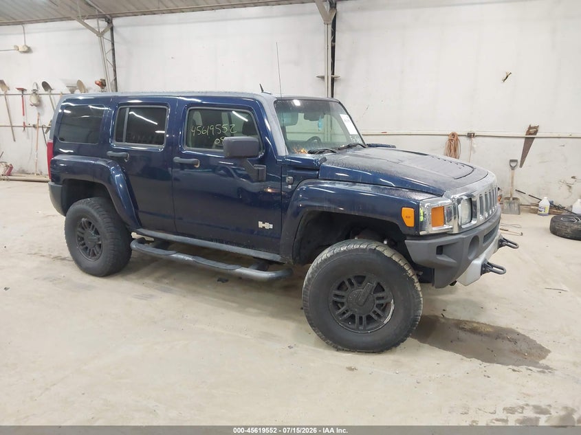 2008 Hummer H3 VIN 5GTEN13E988200711 IAAI salvage auction — NORMAL WEAR, Clear (Pennsylvania), sold $400 on 2026-07-30 (photo 1)